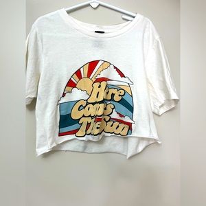 Cropped graphic T-shirt